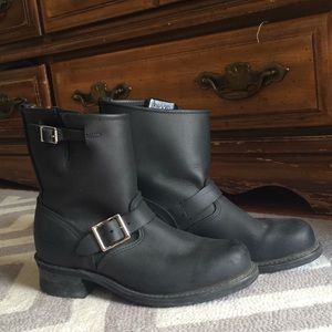 Frye Engineer 8R Oil-resistant Boots (Short)